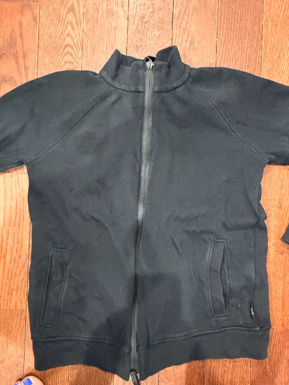 Gucci Viaggio Travel Collection Basic Black Zip-Up